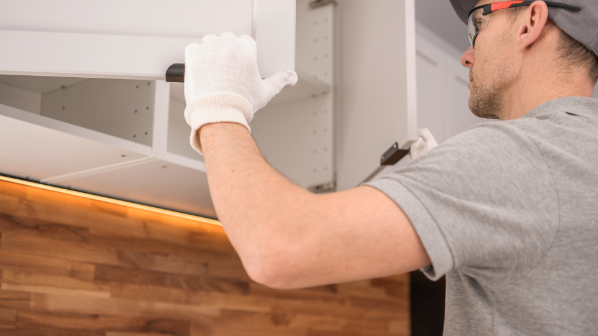 How to Clean Your Oven Like a Professional